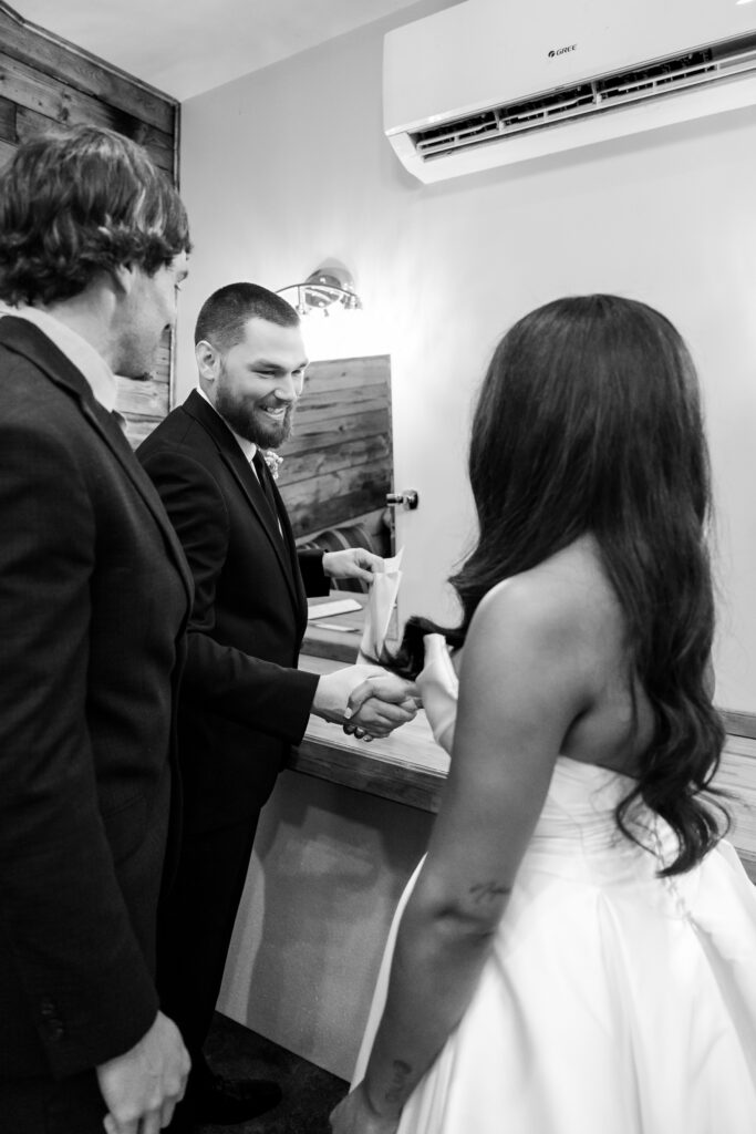 just-married-chateau-1800-ceremony