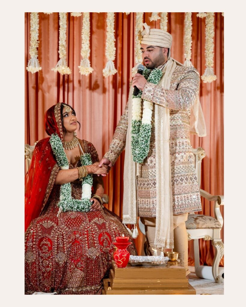 The best Indian wedding photographers in Atlanta, Georgia document cultural wedding rituals without causing distraction. 