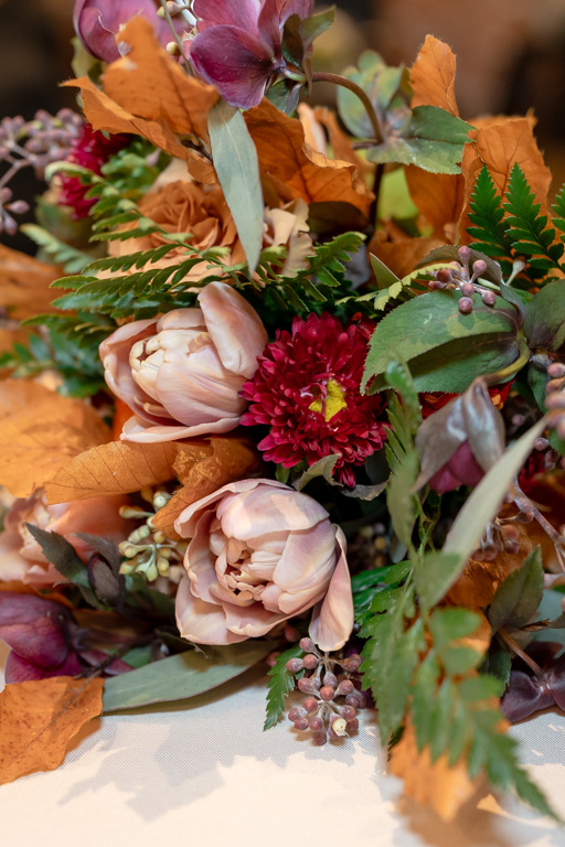Bouquet of red and pink flowers for a bride getting married in the state of Georgie