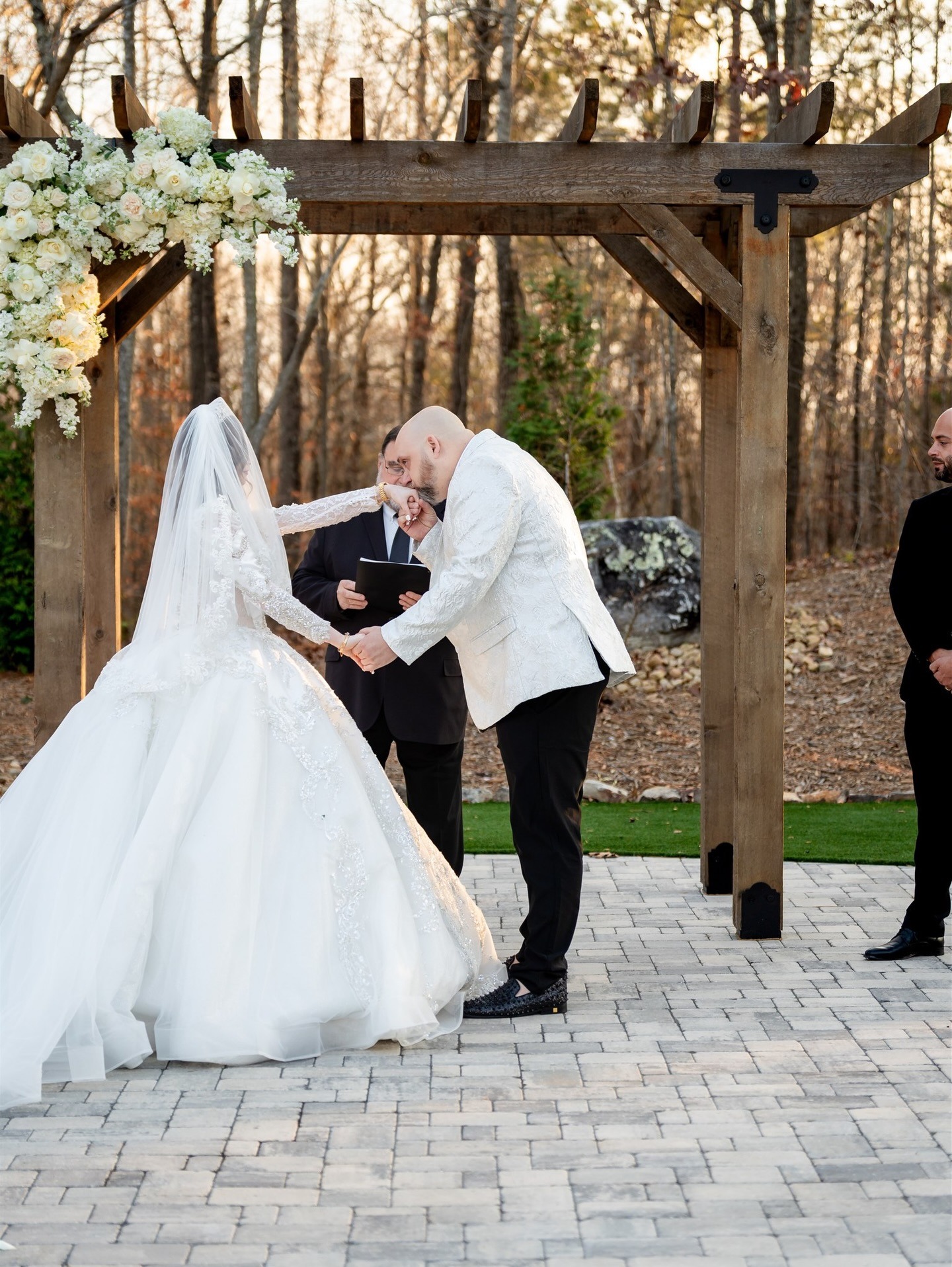Emotional moment during a Dunagan Hills wedding ceremony